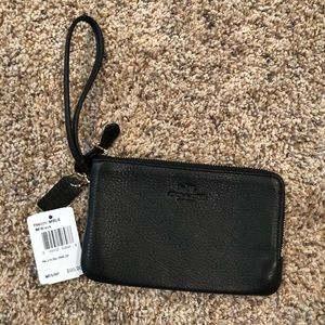 Brand New Coach Leather Wristlet F66505